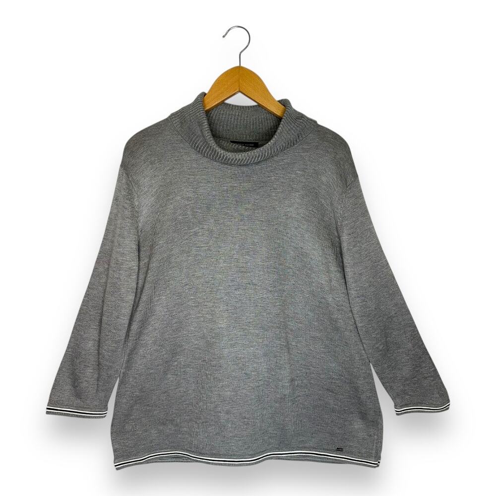 Tommy Hilfiger Women's 3/4 Sleeve Turtleneck Sweater Size XL Gray Striped Hem